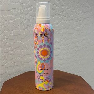 Amika plus size Perfect Body Mousse 8.5oz
New but cap is cracked (see picture)